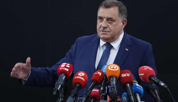 Dodik: RS se ne povlači, nećemo poštovati odluke Ustavnog suda