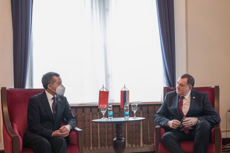 Dodik s ambasadorom Kine o uključivanju RS u 'Pojas i put'