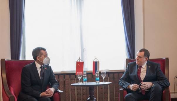 Dodik s ambasadorom Kine o uključivanju RS u 'Pojas i put'