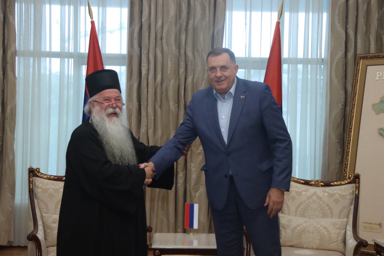 Dodik sa mitropolitom Hrizostomom: SPC temelj srpskog identiteta