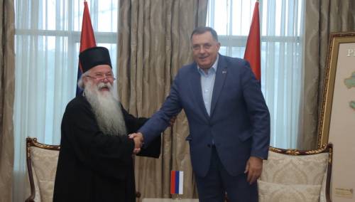 Dodik sa mitropolitom Hrizostomom: SPC temelj srpskog identiteta