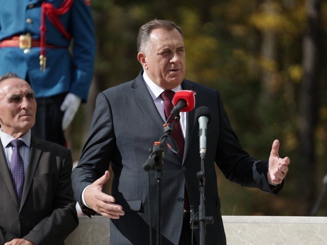 Dodik sa Stevandićem i Medićem veličao ratne zločince na Palama