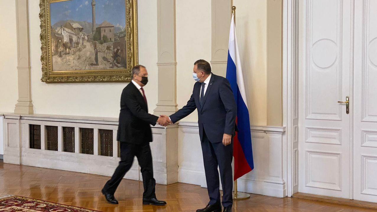 Dodik sam na sastanku sa Lavrovim