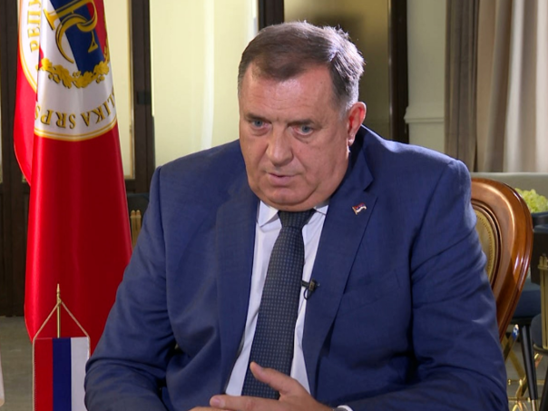 Dodik: Schmidt od sljedeće sedmice neće moći ući u RS