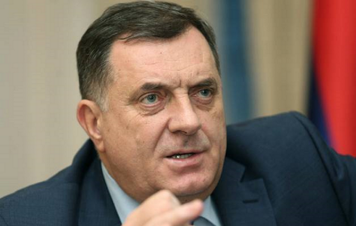 Dodik: Schmidtova odluka neće se primjenjivati u RS