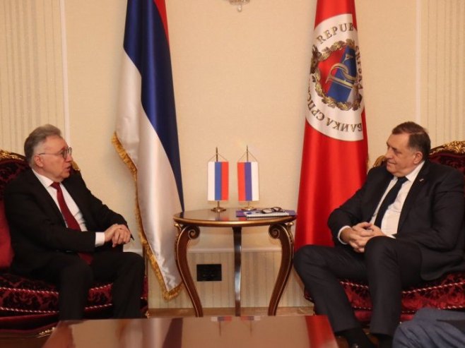 Dodik se sastao sa Kalabuhovom