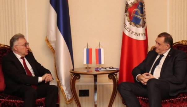 Dodik se sastao sa Kalabuhovom