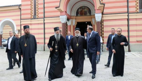 Dodik se sastao sa partijarhom srpskim Porfirijem