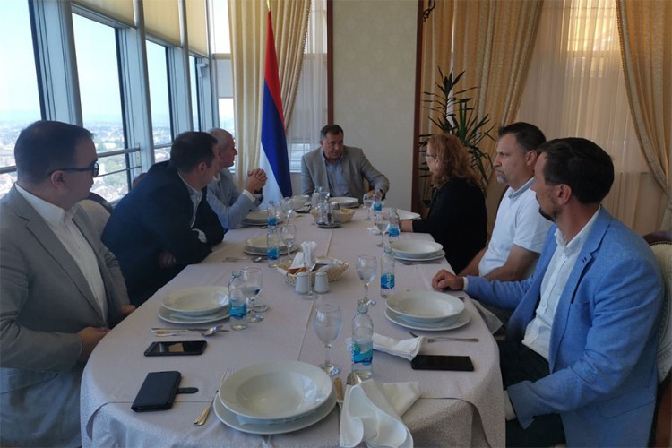 Dodik se sastao sa šefovima DKP BiH