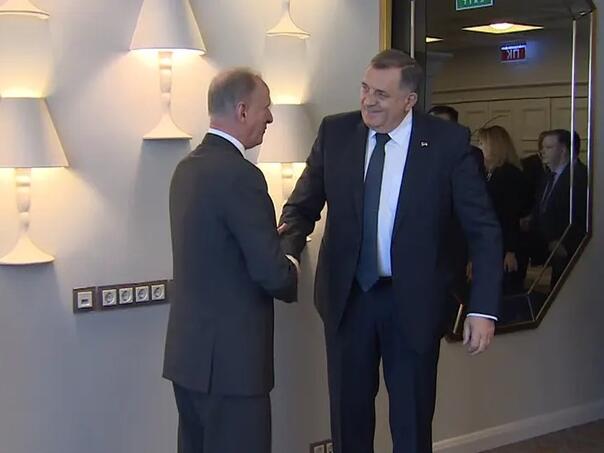 Dodik iz Rusije najavio 'mirni razlaz' i dramu u BiH nakon 2. maja