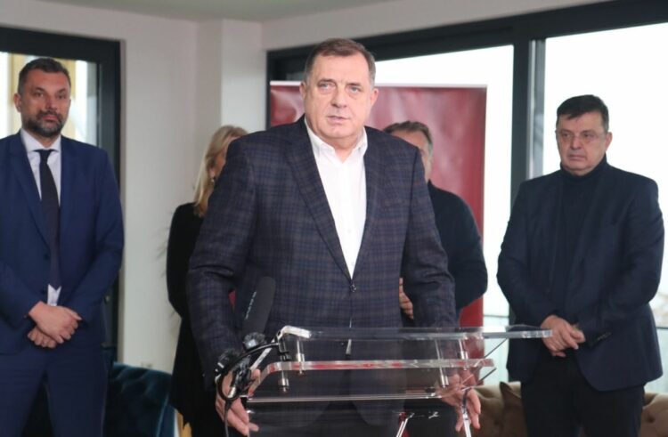 Dodik: SNSD, HDZ i 'osmorka' će formirati vlast u BiH
