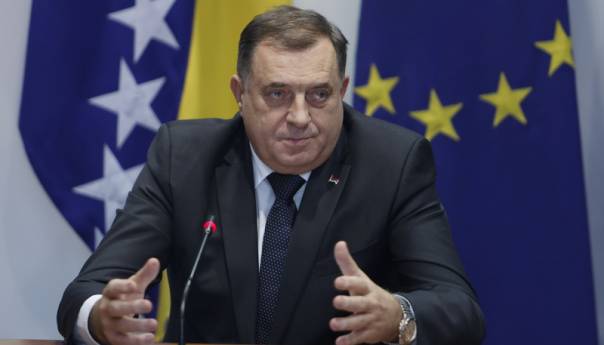 Dodik: Statusom kandidata BiH ne dobiva ništa