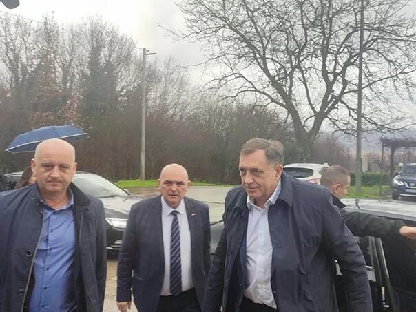 Dodik stigao u Mostar, s Čovićem u restoranu 'Cigo' na Pologu