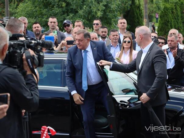 Dodik: Sutra u Srebrenici predlažemo miran razlaz