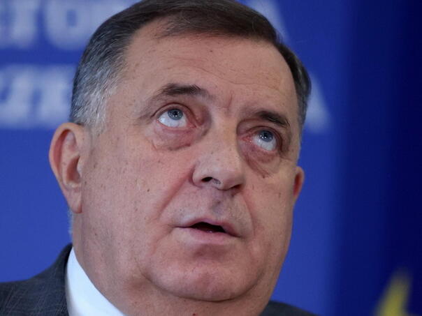 Dodik: Sve što Schmidt radi i govori teško je kompromitovanje Njemačke