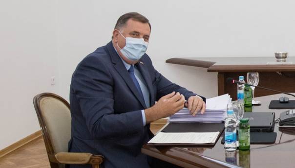 Dodik traži razmatranje pristupanja BiH 'Malom Šengenu'