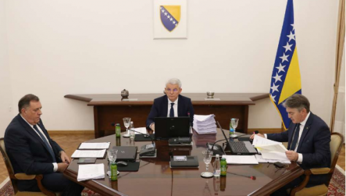 Dodik tražio da BiH promijeni stav o Ukrajini