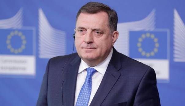 Dodik tvrdi da 504 zastupnika iz EU ne znaju šta se dešava u BiH