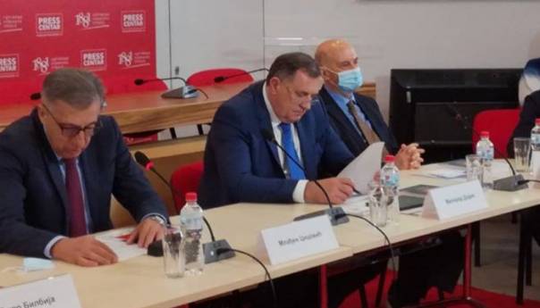 Dodik u Beogradu: Јedina politika za RS je vraćanje na Ustav BiH