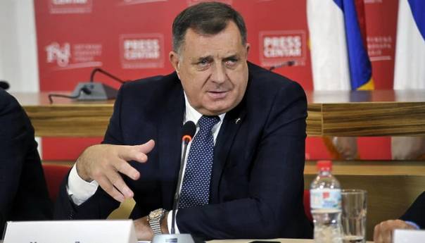 Dodik u Beogradu: Već je napisan novi zakon o vojsci RS