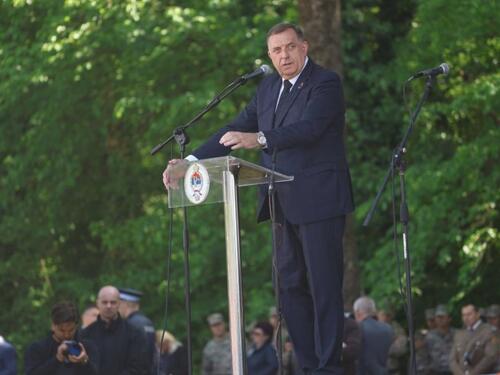 Dodik: Bez obzira na sudove i kazamate, Srbi će ostati jedinstveni