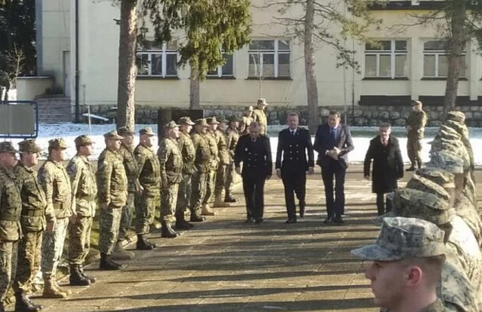 Dodik u kasarni OSBiH u Banjoj Luci dočekan uz pjesmu "Marš na Drinu"