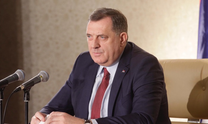Dodik u kućnoj izolaciji zbog kontakta sa zaraženom osobom