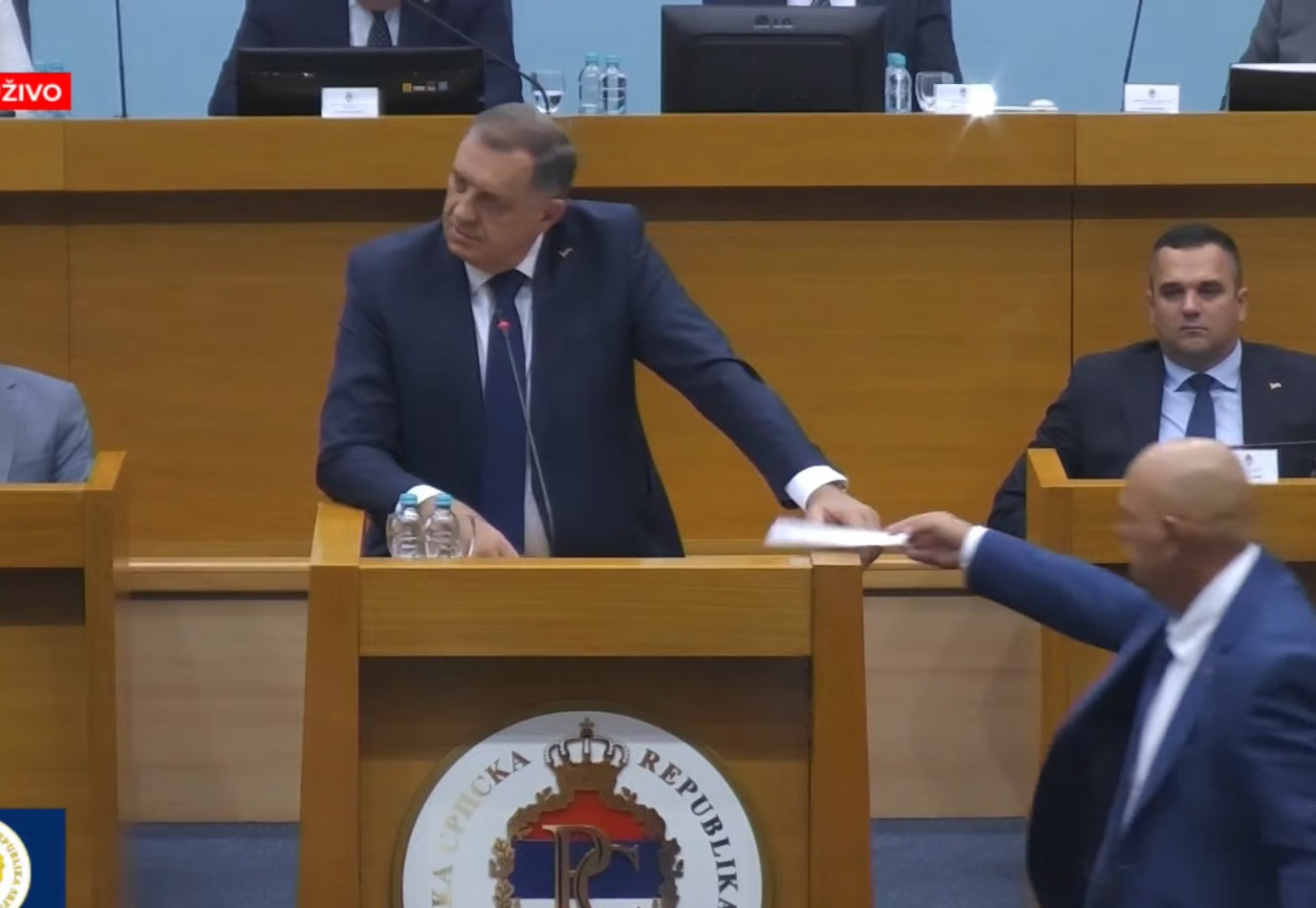 Lažna dojava o bombi: Dodik pročitao ime osumnjičenog usred sjednice
