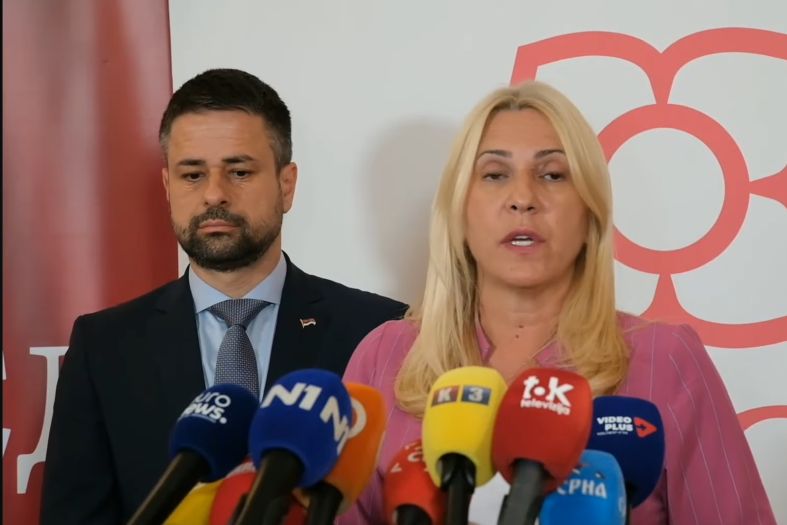 Dodik u teškoj poziciji, SNSD moli opoziciju: Recite koje funkcije hoćete