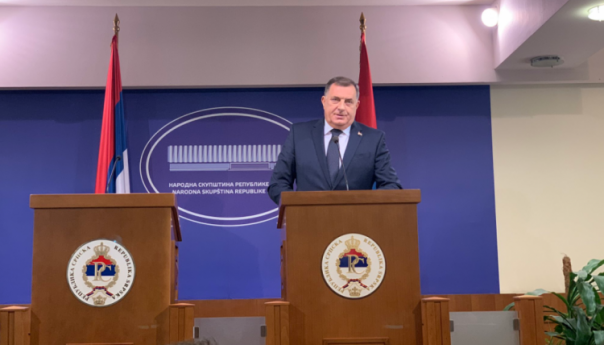 Dodik: Ukinuti OS BiH, VSTV i UIO; približeni stavovi s Milanovićem