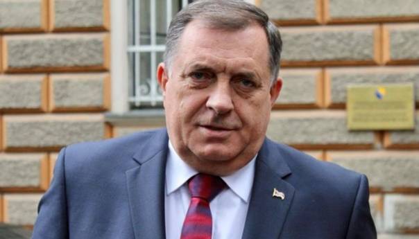Dodik uz Rusiju: Ukrajinska vojska je 'naoružana banda'