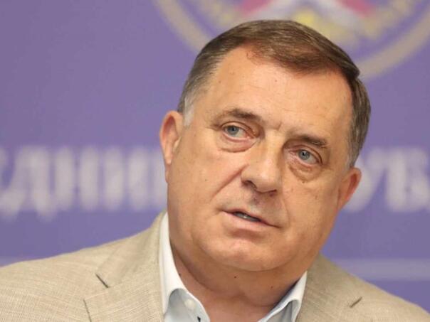 Dodik: Vučić u Atini pokazao da je sposoban da odbrani nacionalne i državne interese
