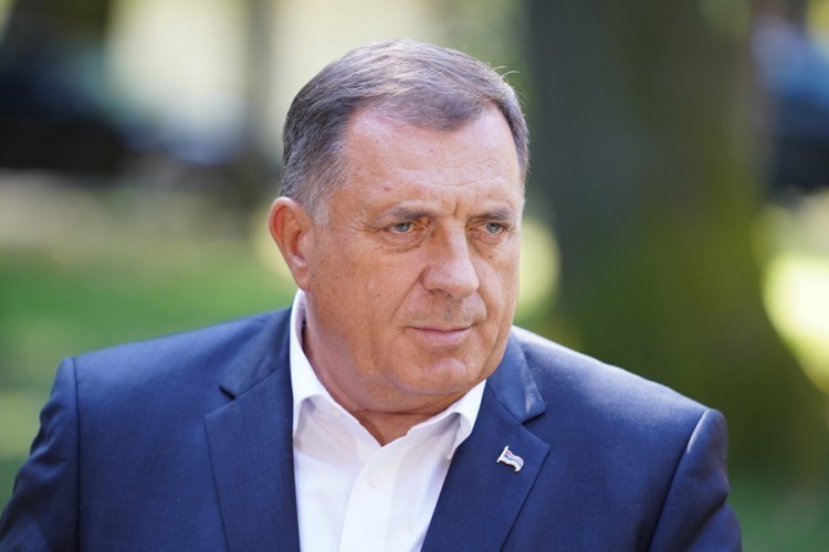 Dodik za Reuters: RS se povlači iz Oružanih snaga BiH