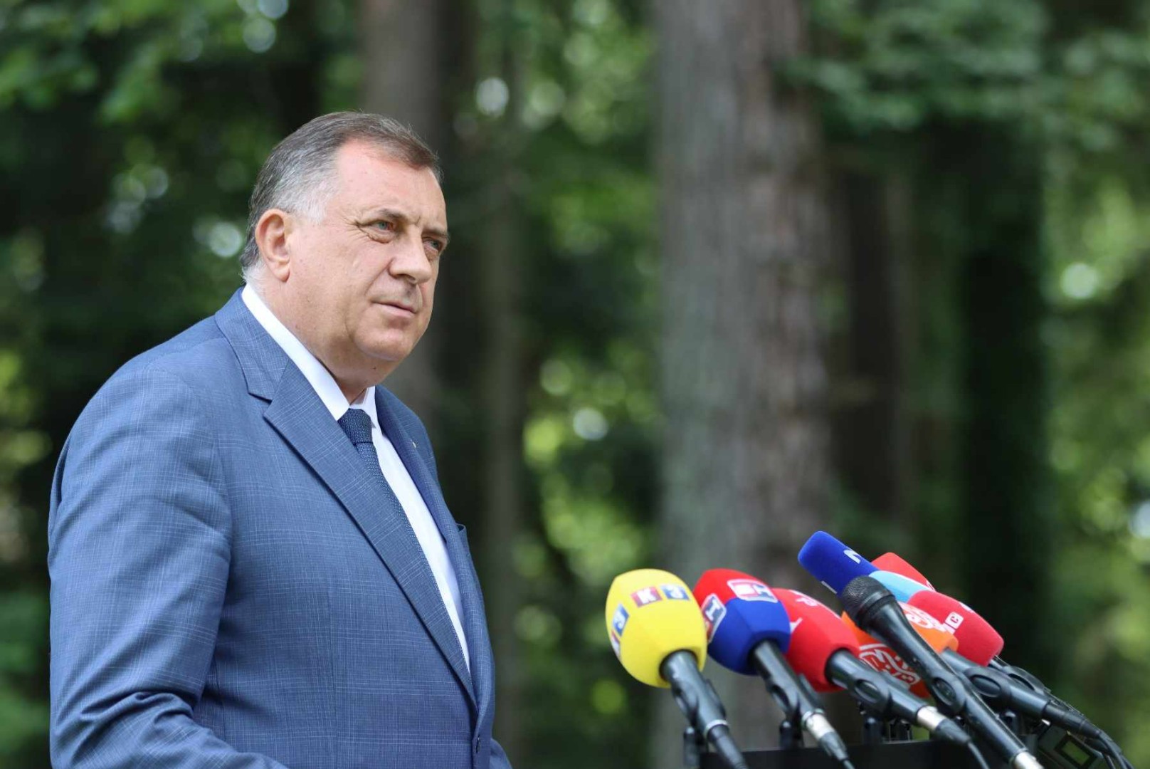 Dodik: Za sve što se desi biće odgovorni ambasadori