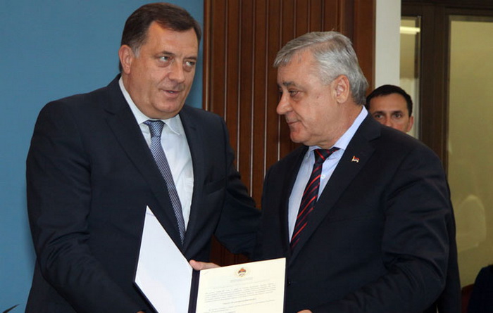 Dodik zaboravio Savčića: Uhapsiti sve osumnjičene za zločine