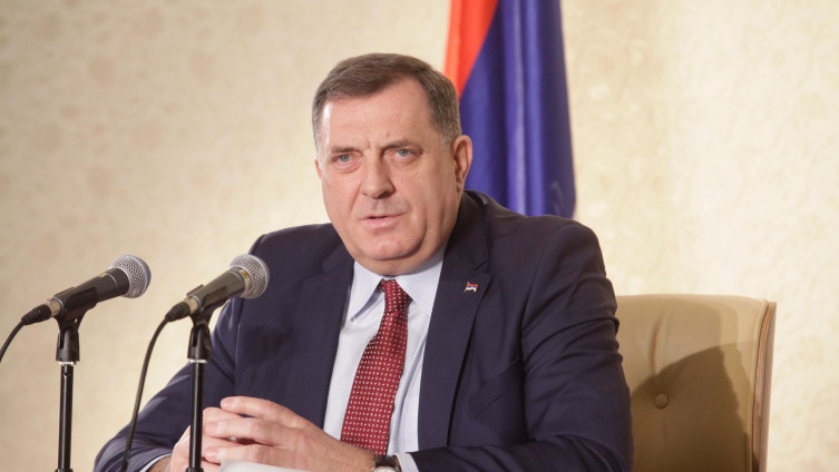 Dodik zaprijetio diplomatskom akcijom Srba?