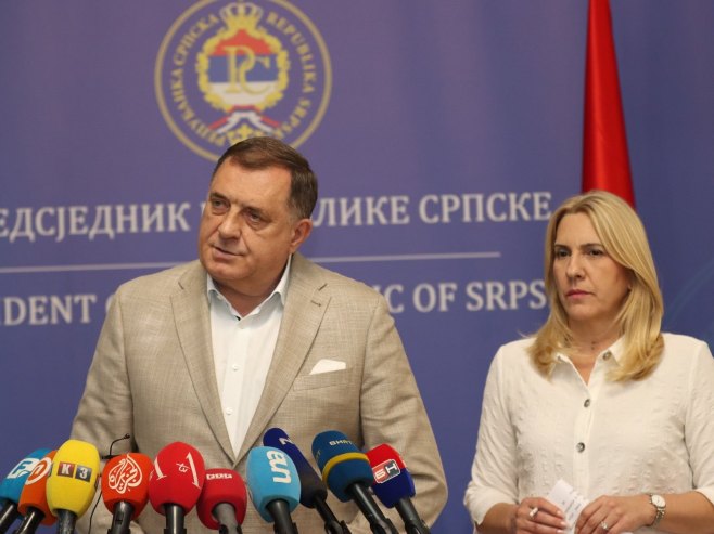 Dodik zaprijetio Schmidtu: Ako donese odluku, RS će izaći iz BIH