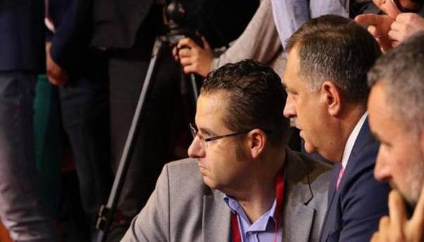 Dodikov savjetnik: RS nema namjeru da odmah formira neku vojsku