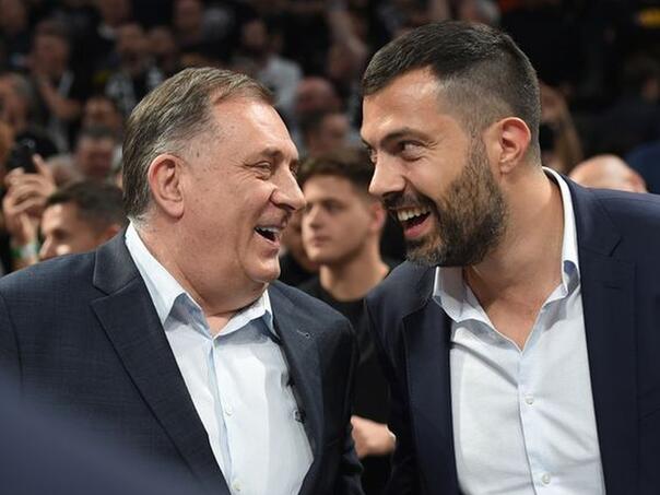 Dodikov sin: Ponosan sam što mi je Milorad otac, prezime mi je otvorilo mnoga vrata