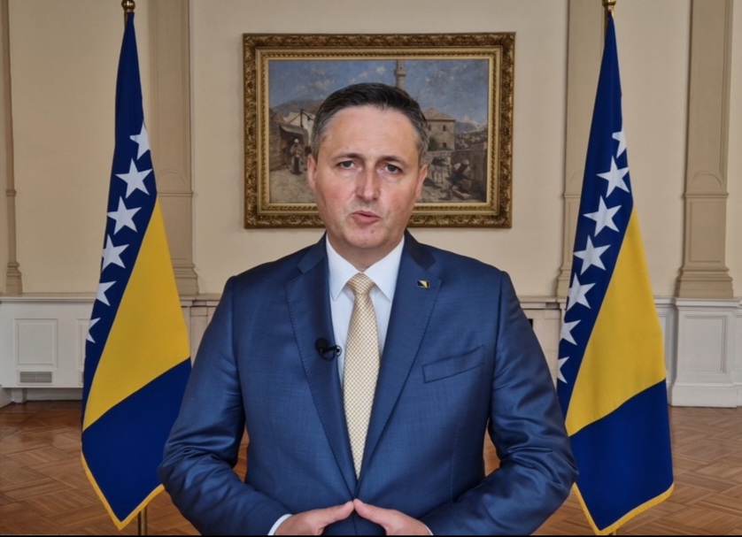 Video: Dodikova politika je spona s najcrnjim režimima