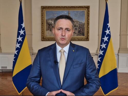 Video: Dodikova politika je spona s najcrnjim režimima