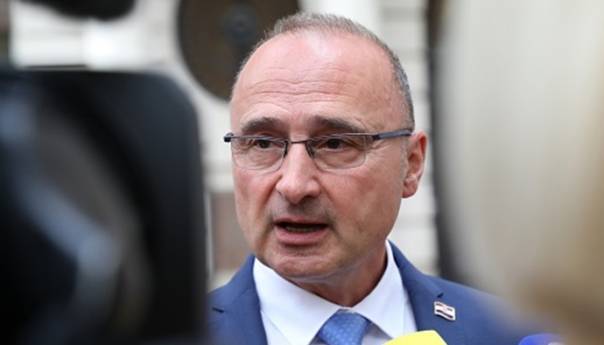 Dodikove ideje o otcjepljenju i pripajanju Srbiji neprihvatljive