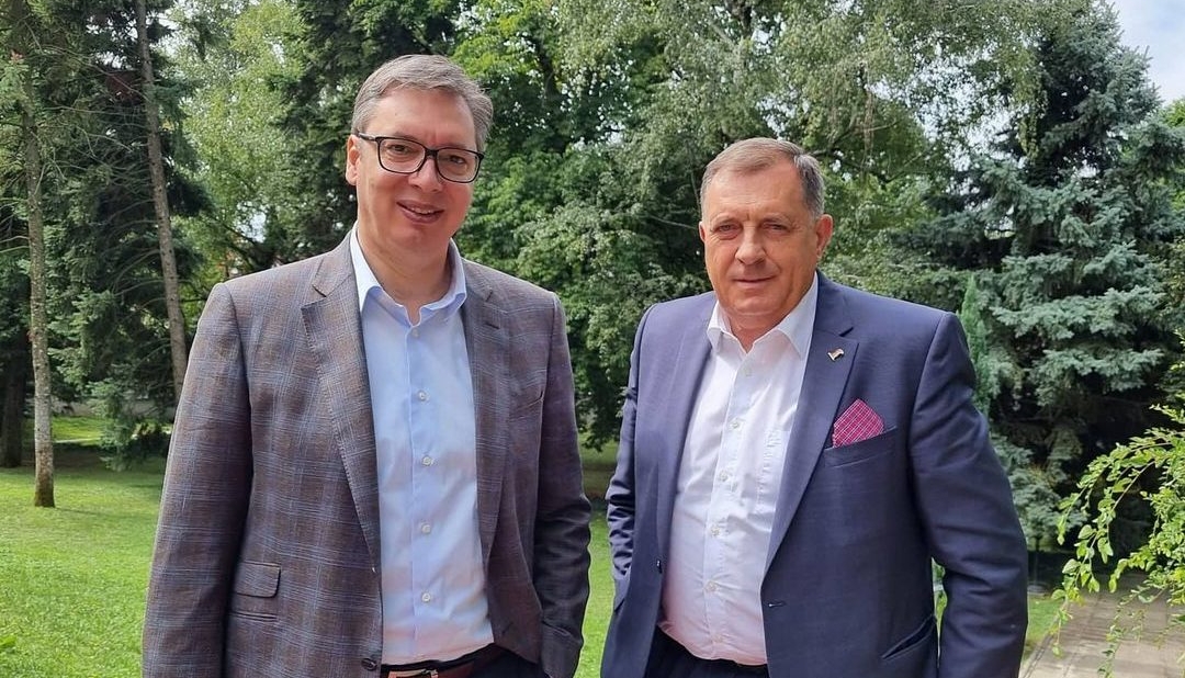 Dodikovo pismo podrške Vučiću pred izbore u Srbiji