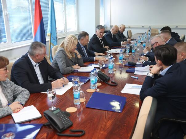 Dodiku na sastanak u zgradi MUP-a RS stigao i direktor SIPA-e