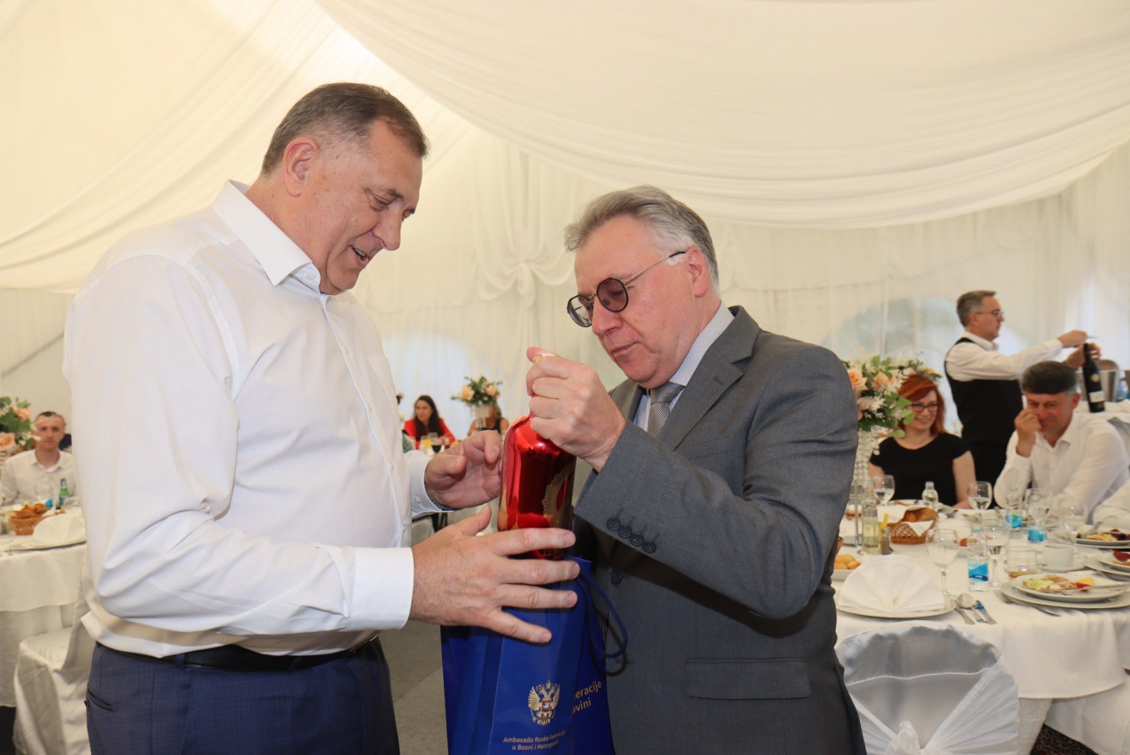 Dodiku na slavu došli ambasadori Rusije i Kine