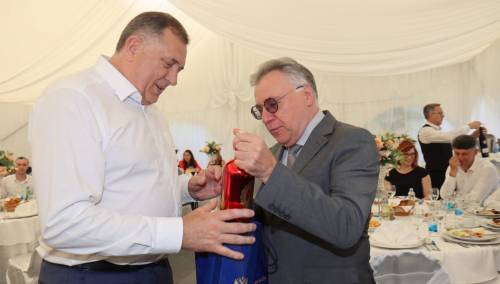 Dodiku na slavu došli ambasadori Rusije i Kine