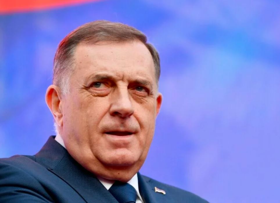 Dodiku se oduzima diplomatski pasoš, evo šta slijedi