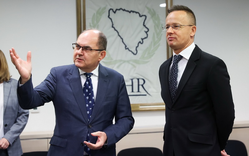 Dodjeljivanje statusa kandidata je dokaz više o opredijeljenosti EU prema BiH