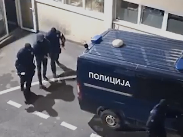 "Dogovorili ubistvo Vučića": Objavljen video privođenja osumnjičenih