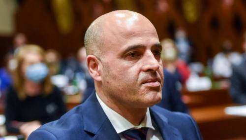 Dojava o bombi u hotelu u kojem je trebao govoriti premijer Kovačevski
